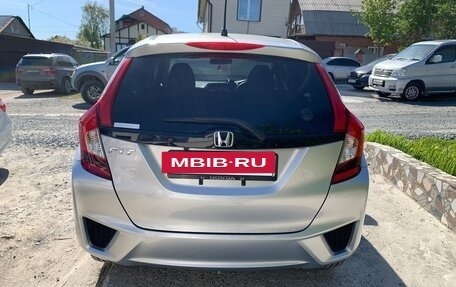 Honda Fit III, 2013 год, 1 080 000 рублей, 6 фотография