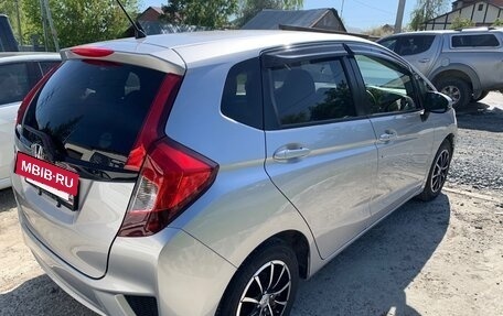 Honda Fit III, 2013 год, 1 080 000 рублей, 8 фотография