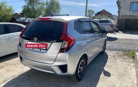 Honda Fit III, 2013 год, 1 080 000 рублей, 5 фотография