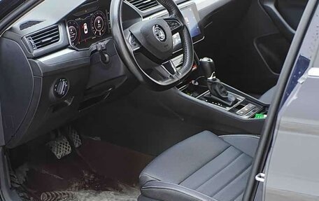 Skoda Superb III рестайлинг, 2022 год, 1 956 000 рублей, 9 фотография