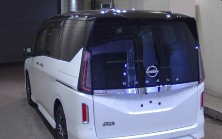Nissan Serena, 2023 год, 2 250 000 рублей, 1 фотография