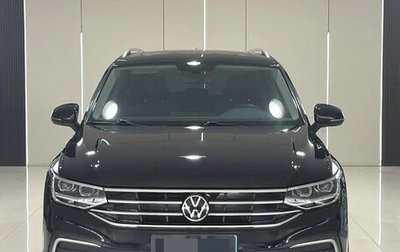 Volkswagen Tiguan II, 2023 год, 1 940 123 рублей, 1 фотография