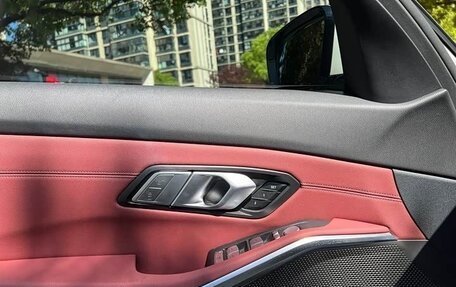 BMW 3 серия, 2021 год, 3 100 000 рублей, 10 фотография