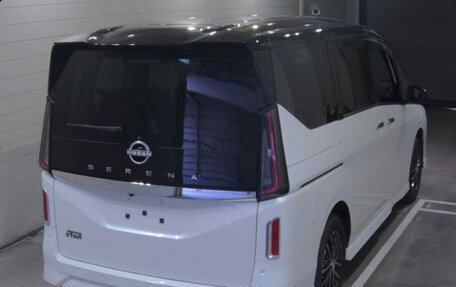 Nissan Serena, 2023 год, 2 250 000 рублей, 5 фотография