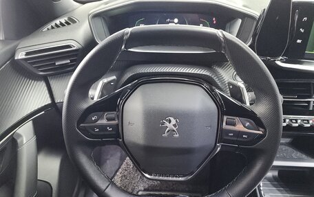 Peugeot 2008 II, 2022 год, 1 380 000 рублей, 14 фотография