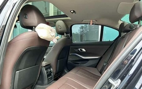 BMW 3 серия, 2021 год, 3 100 000 рублей, 13 фотография