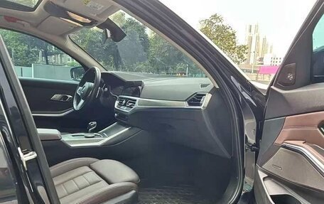 BMW 3 серия, 2021 год, 3 100 000 рублей, 14 фотография