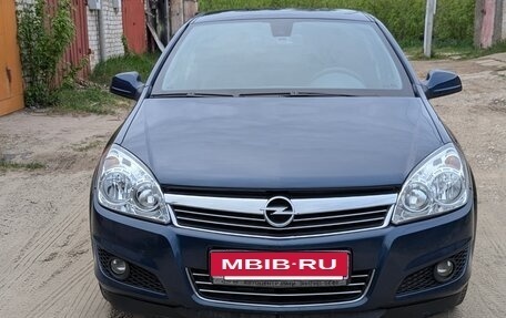 Opel Astra H, 2011 год, 785 000 рублей, 3 фотография
