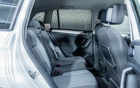 Volkswagen Tiguan II, 2020 год, 2 319 000 рублей, 21 фотография