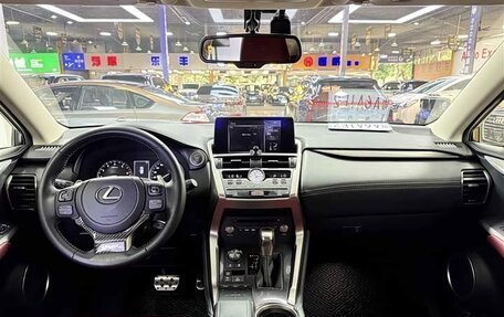 Lexus NX I, 2020 год, 2 850 000 рублей, 7 фотография