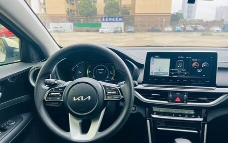 KIA K3, 2022 год, 1 282 000 рублей, 10 фотография