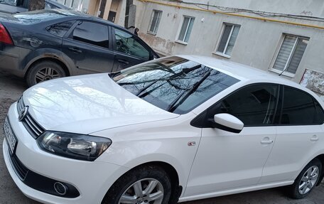 Volkswagen Polo VI (EU Market), 2013 год, 850 000 рублей, 6 фотография
