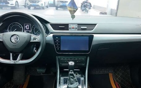 Skoda Superb III рестайлинг, 2022 год, 1 815 000 рублей, 8 фотография