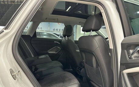 Audi Q3, 2022 год, 2 950 000 рублей, 5 фотография