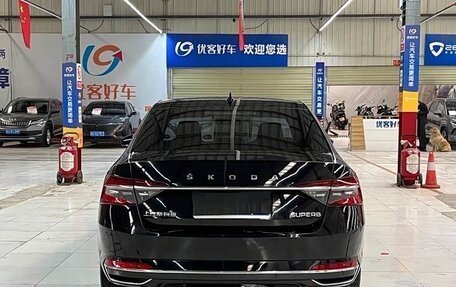 Skoda Superb III рестайлинг, 2022 год, 1 882 000 рублей, 5 фотография