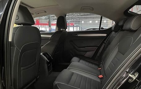 Skoda Superb III рестайлинг, 2022 год, 1 882 000 рублей, 11 фотография