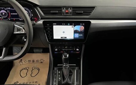 Skoda Superb III рестайлинг, 2022 год, 1 882 000 рублей, 10 фотография
