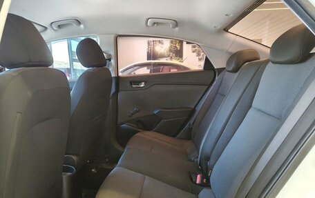 Hyundai Solaris II рестайлинг, 2017 год, 990 000 рублей, 13 фотография