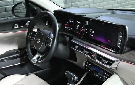 KIA K5, 2020 год, 2 680 000 рублей, 16 фотография