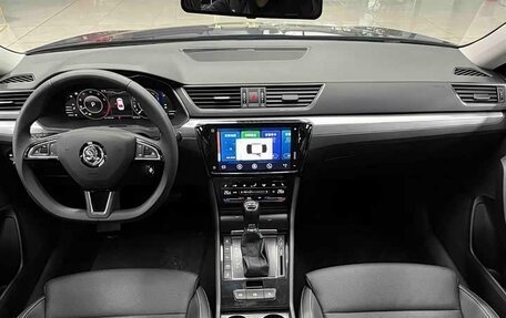 Skoda Superb, 2025 год, 2 300 000 рублей, 20 фотография