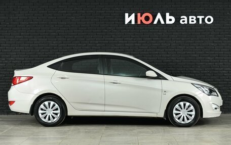 Hyundai Solaris II рестайлинг, 2015 год, 800 000 рублей, 9 фотография