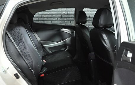 Hyundai Solaris II рестайлинг, 2015 год, 800 000 рублей, 17 фотография