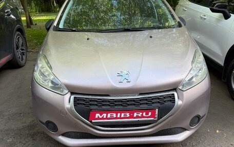 Peugeot 208 II, 2013 год, 620 000 рублей, 1 фотография