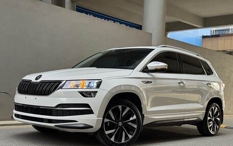 Skoda Karoq I, 2022 год, 1 960 000 рублей, 1 фотография