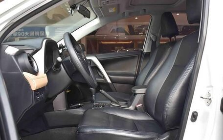 Toyota RAV4, 2019 год, 2 050 000 рублей, 6 фотография