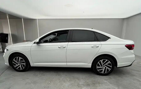 Volkswagen Lavida, 2023 год, 1 479 800 рублей, 5 фотография