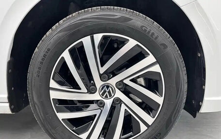 Volkswagen Lavida, 2023 год, 1 479 800 рублей, 25 фотография