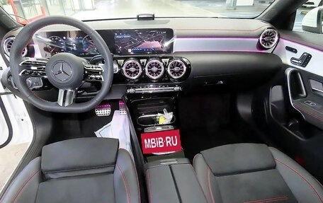 Mercedes-Benz CLA, 2025 год, 4 940 000 рублей, 10 фотография