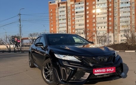 Toyota Camry, 2021 год, 3 750 000 рублей, 2 фотография