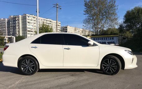 Toyota Camry, 2018 год, 2 550 000 рублей, 4 фотография