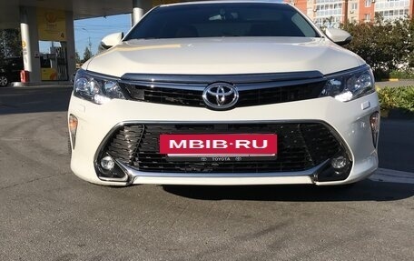 Toyota Camry, 2018 год, 2 550 000 рублей, 3 фотография