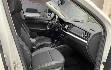 Skoda Kamiq I, 2024 год, 1 800 000 рублей, 13 фотография