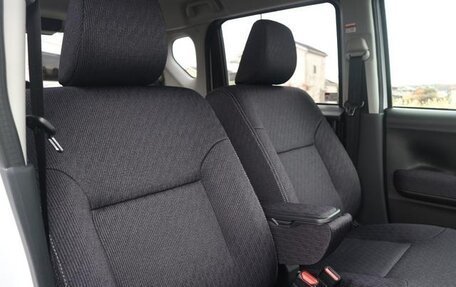 Daihatsu Move, 2025 год, 680 000 рублей, 23 фотография