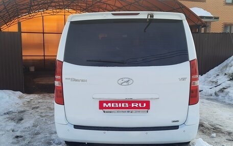 Hyundai Grand Starex Grand Starex I рестайлинг 2, 2014 год, 2 280 000 рублей, 6 фотография