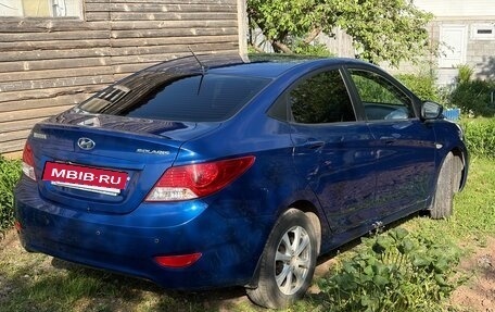 Hyundai Solaris II рестайлинг, 2012 год, 640 000 рублей, 3 фотография