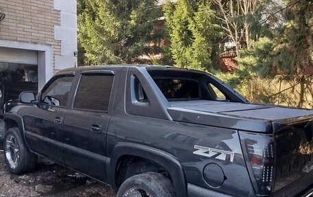 Chevrolet Avalanche I, 2004 год, 888 000 рублей, 5 фотография