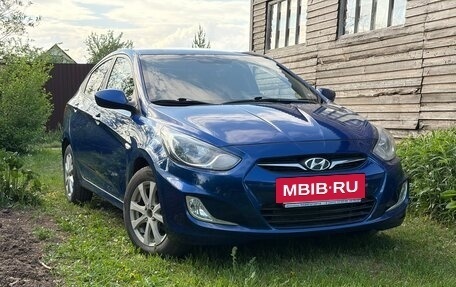 Hyundai Solaris II рестайлинг, 2012 год, 640 000 рублей, 6 фотография