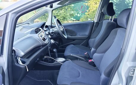 Honda Fit III, 2010 год, 857 000 рублей, 12 фотография
