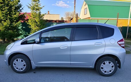Honda Fit III, 2010 год, 857 000 рублей, 7 фотография