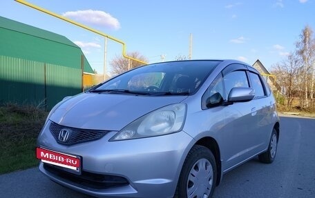 Honda Fit III, 2010 год, 857 000 рублей, 4 фотография
