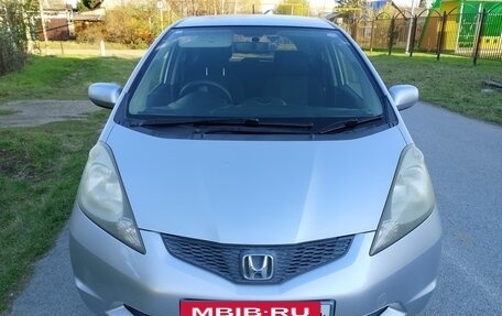 Honda Fit III, 2010 год, 857 000 рублей, 9 фотография