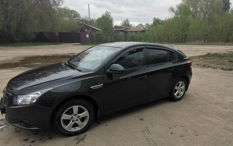 Chevrolet Cruze II, 2011 год, 750 000 рублей, 2 фотография