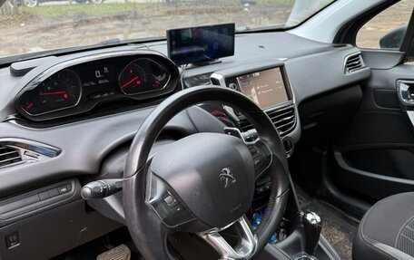 Peugeot 208 II, 2013 год, 620 000 рублей, 4 фотография