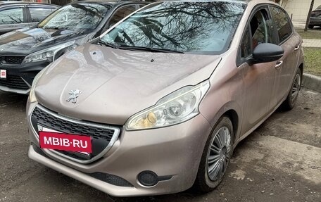Peugeot 208 II, 2013 год, 620 000 рублей, 6 фотография