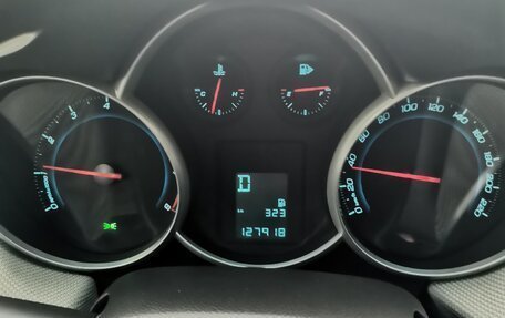 Chevrolet Cruze II, 2011 год, 750 000 рублей, 7 фотография