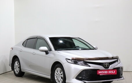 Toyota Camry, 2019 год, 2 230 000 рублей, 3 фотография